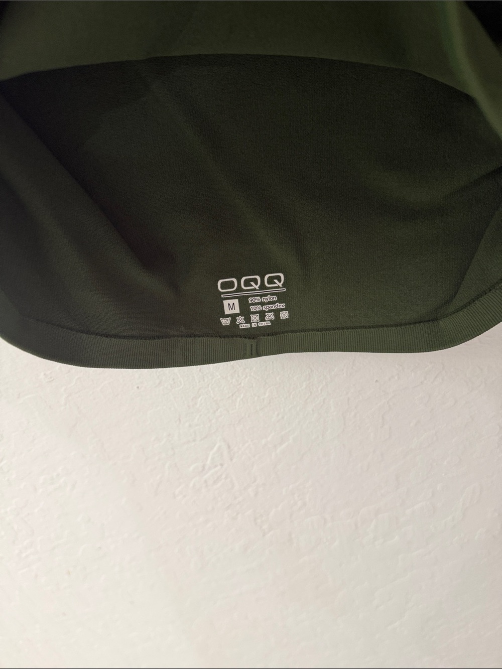 OQQ green brown scrunch waist crop compression t shirts nwot medium - Picture 3 of 3